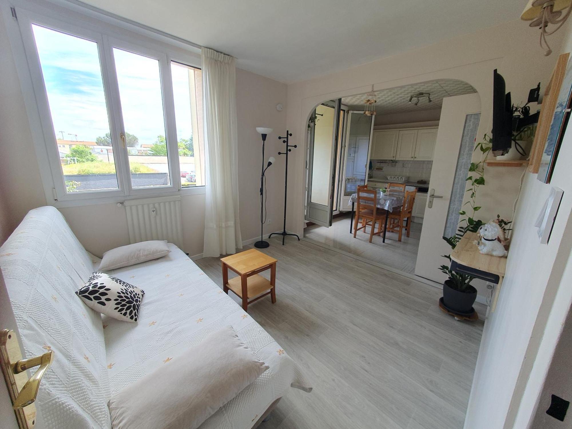 Medipole T2 Avec Un Garage Gratuit Sur Place, 16min A Centre Lyon En Metro A Appartement Villeurbanne
